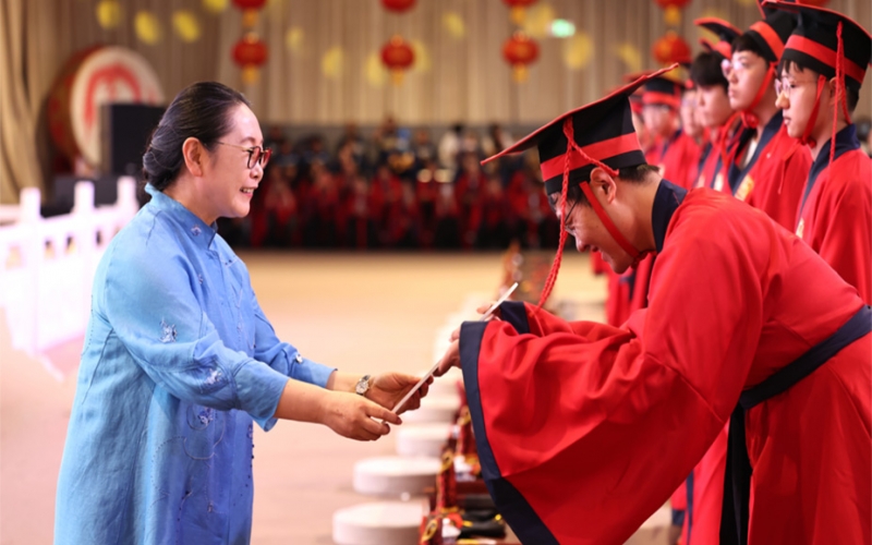 金秋揚帆，逐夢遠航！榮程學子成人禮儀式